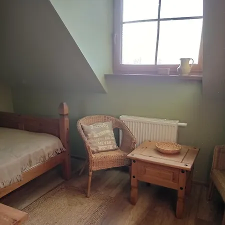 Dom Pod Srebrnym Zurawiem *